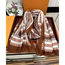 Louis Vuitton Scarf